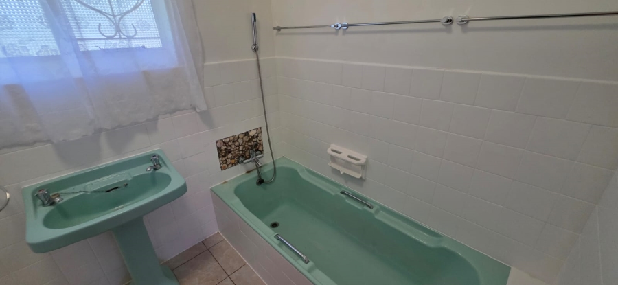 3 Bedroom Property for Sale in Songloed North West